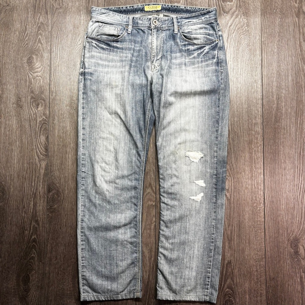 Guess Lincoln Slim Straight Distressed Light Wash Blue Denim Mens Jeans 37x31